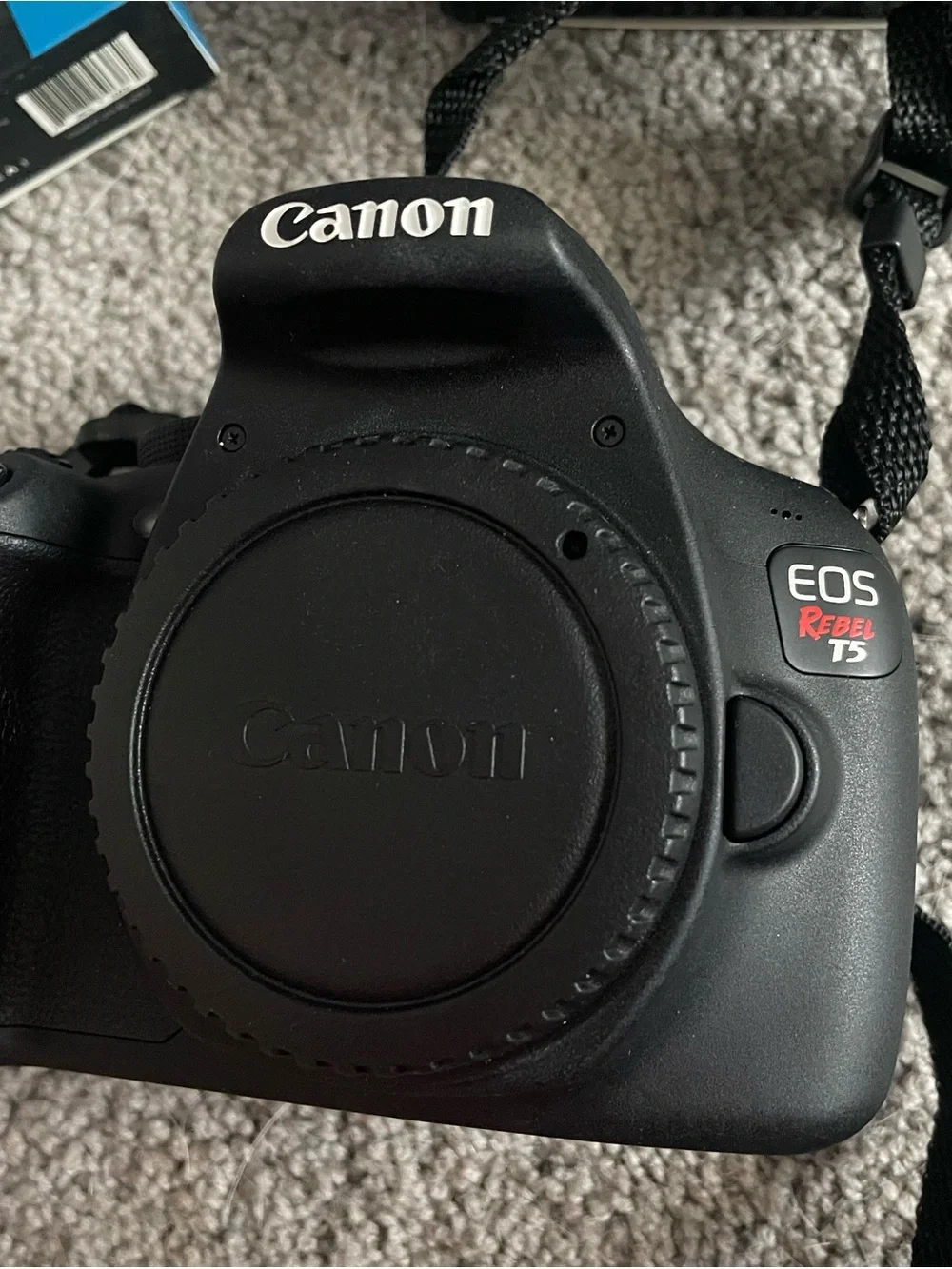 Canon Black DSLR Camera Bundle with Black Carrying Case